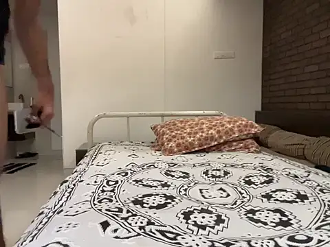 Snapshot of iamabigdickindian chatting on 03/19/26, 05:28 iamabigdickindian online show from 03/19/26, 05:28