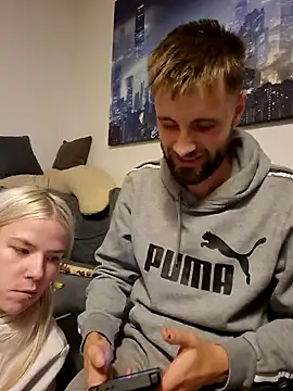 ademandjulia online show from 10/16/25, 04:41