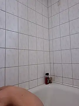 ademandjulia online show from 10/25/25, 10:23