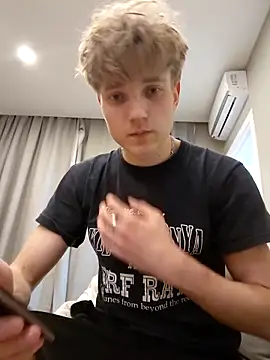 And25bn online show from 10/25/25, 04:24