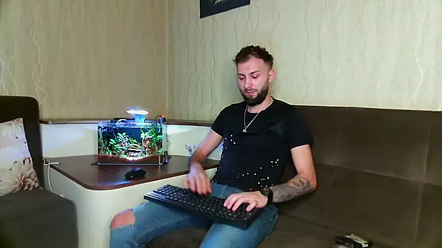 JamieNoxus online show from 03/17/25, 06:29