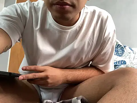 Snapshot of Billie_Bluxx chatting on 02/10/25, 01:33 Billie Bluxx online show from 02/10/25, 01:33