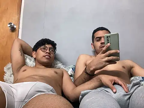 Snapshot of Billie_Bluxx chatting on 02/11/25, 12:28 Billie Bluxx online show from 02/11/25, 12:28