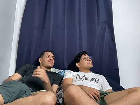 Snapshot of Billie_Bluxx chatting on 03/02/25, 02:30 Billie Bluxx online show from 03/02/25, 02:30