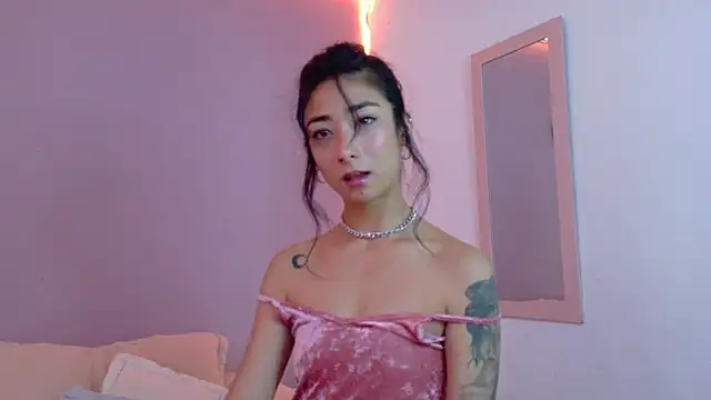 Snapshot of oishii_ambar chatting on 02/18/25, 02:16 oishii ambar online show from 02/18/25, 02:16