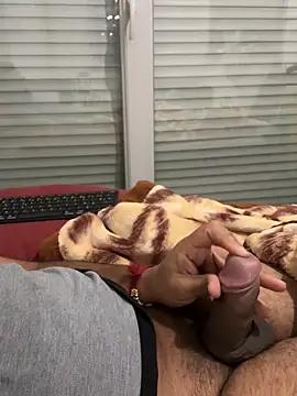 Snapshot of Sammy69hard69 chatting on 10/06/25, 09:56 Sammy69hard69 online show from 10/06/25, 09:56