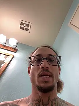 Snapshot of bigdickbigdaddy7373 chatting on 12/04/25, 09:01 bigdickbigdaddy7373 online show from 12/04/25, 09:01