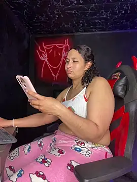 Carola-Ross online show from 03/08/25, 09:17