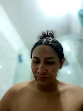 Carola-Ross online show from 11/25/25, 05:13