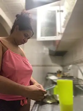 Carola-Ross online show from 01/17/26, 04:22