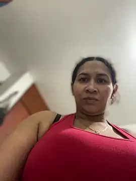 Carola-Ross online show from 02/16/26, 09:33