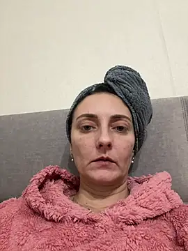 Snapshot of Miroslava1247 chatting on 01/17/26, 03:39 Miroslava1247 online show from 01/17/26, 03:39