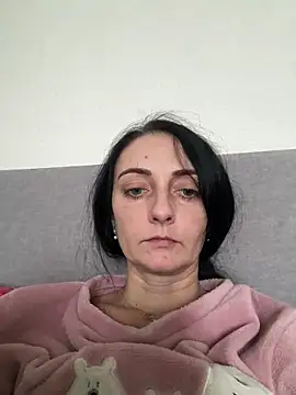 Snapshot of Miroslava1247 chatting on 02/07/26, 01:48 Miroslava1247 online show from 02/07/26, 01:48