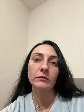 Snapshot of Miroslava1247 chatting on 02/14/26, 08:27 Miroslava1247 online show from 02/14/26, 08:27