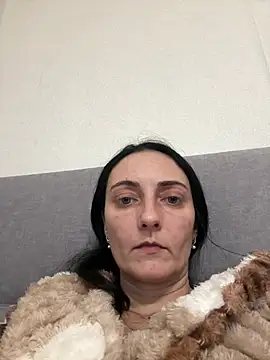 Snapshot of Miroslava1247 chatting on 02/17/26, 02:35 Miroslava1247 online show from 02/17/26, 02:35