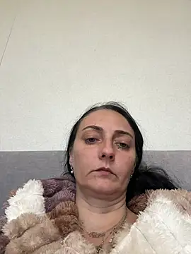 Snapshot of Miroslava1247 chatting on 04/21/26, 02:23 Miroslava1247 online show from 04/21/26, 02:23