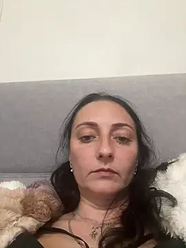 Snapshot of Miroslava1247 chatting on 05/12/26, 01:08 Miroslava1247 online show from 05/12/26, 01:08