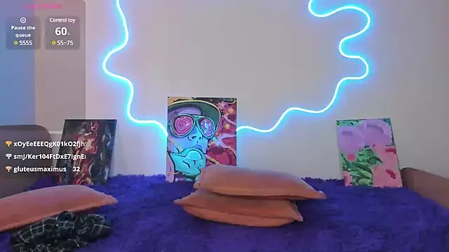 EvelinaLuu online show from 03/04/25, 07:51