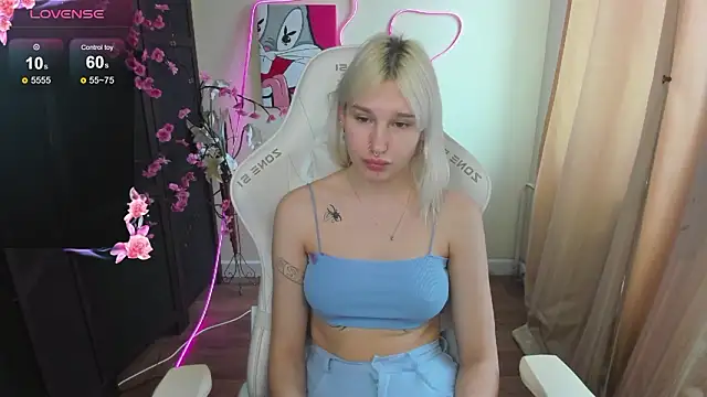 EvelinaLuu online show from 03/28/26, 03:06