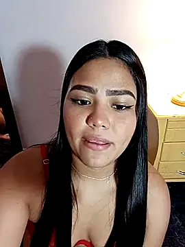 Snapshot of anahi_evans19 chatting on 03/08/25, 09:18 anahi evans19 online show from 03/08/25, 09:18