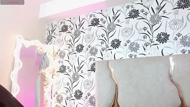 Snapshot of Gaby_tay1 chatting on 04/15/26, 03:24 Gaby tay1 online show from 04/15/26, 03:24