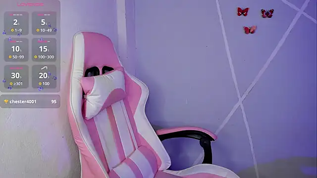 Snapshot of Shari_Watson chatting on 03/08/25, 03:39 Shari Watson online show from 03/08/25, 03:39