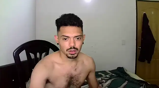 Snapshot of chocolatino16 chatting on 02/07/25, 08:55 chocolatino16 online show from 02/07/25, 08:55