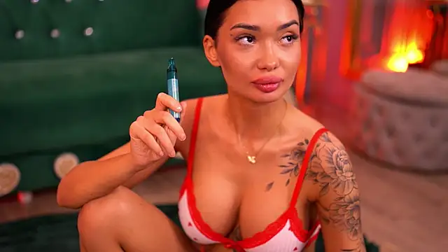 Snapshot of SashaFerrera chatting on 02/27/25, 01:48 SashaFerrera online show from 02/27/25, 01:48