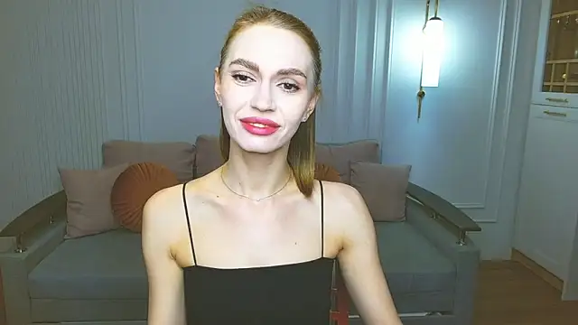 Snapshot of Lady_Sunshine_ chatting on 02/15/25, 08:33 Lady Sunshine  online show from 02/15/25, 08:33