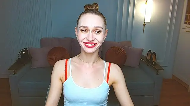 Snapshot of Lady_Sunshine_ chatting on 03/18/25, 02:59 Lady Sunshine  online show from 03/18/25, 02:59