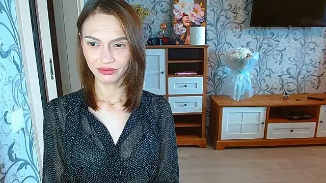 Snapshot of Lady_Sunshine_ chatting on 10/13/25, 08:03 Lady Sunshine  online show from 10/13/25, 08:03