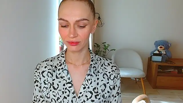 Lady Sunshine  online show from 05/01/26, 06:29