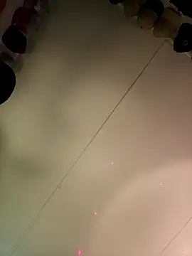 ShysluutGia online show from 11/21/25, 05:00