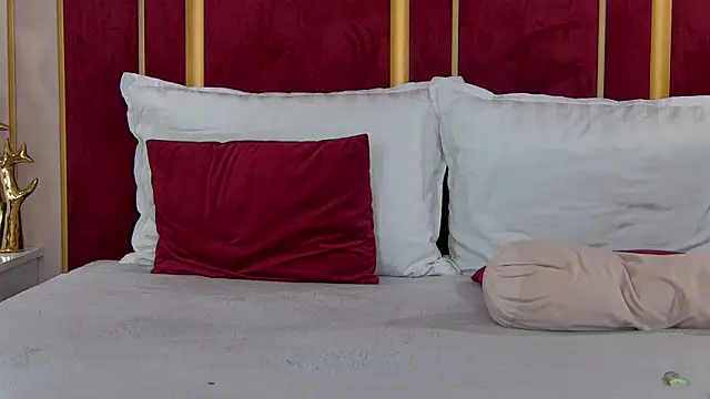 ChloeSins  online show from 02/11/25, 08:37