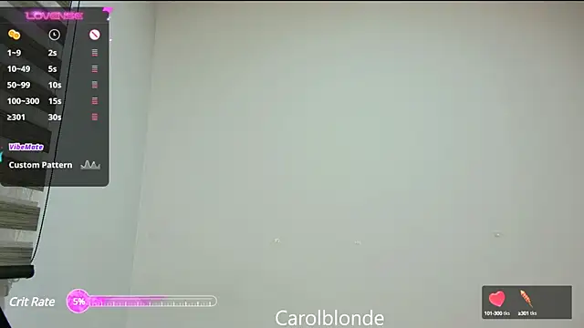 Snapshot of Carolblonde chatting on 03/07/25, 04:13 Carolblonde online show from 03/07/25, 04:13