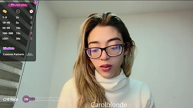 Snapshot of Carolblonde chatting on 03/07/25, 07:19 Carolblonde online show from 03/07/25, 07:19