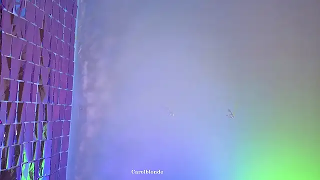 Snapshot of Carolblonde chatting on 11/28/25, 01:52 Carolblonde online show from 11/28/25, 01:52