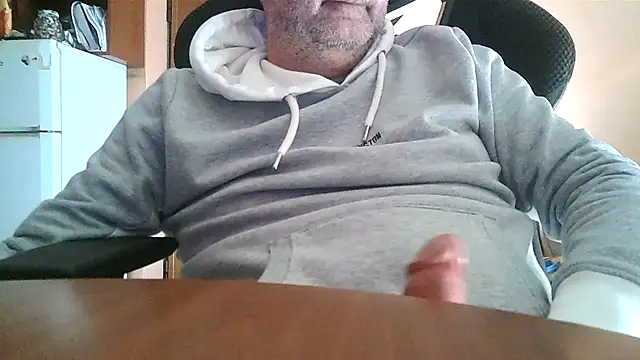 Snapshot of lanata chatting on 02/21/25, 03:43 lanata online show from 02/21/25, 03:43