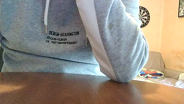 Snapshot of lanata chatting on 03/12/25, 02:01 lanata online show from 03/12/25, 02:01