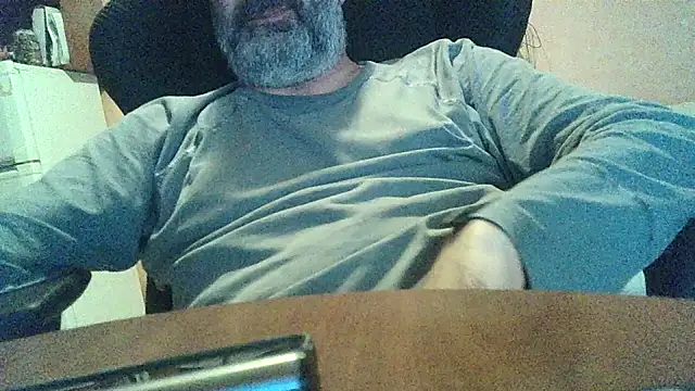 Snapshot of lanata chatting on 04/18/26, 06:56 lanata online show from 04/18/26, 06:56