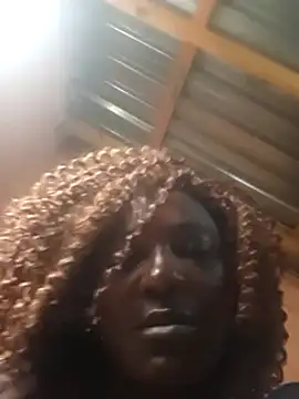 Snapshot of 01applebottom chatting on 02/17/25, 01:10 01applebottom online show from 02/17/25, 01:10