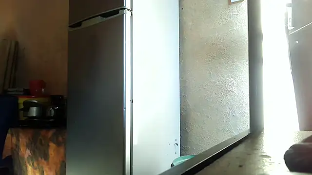 Snapshot of 01applebottom chatting on 10/19/25, 06:25 01applebottom online show from 10/19/25, 06:25