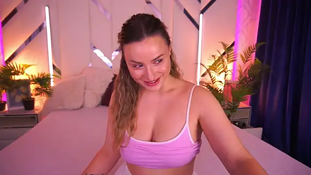 LindsieGreyy online show from 11/26/25, 08:37