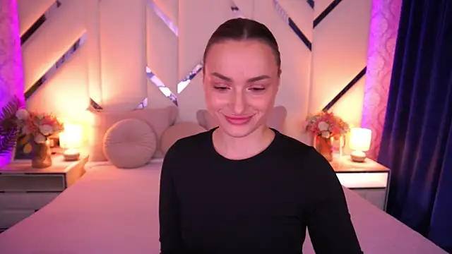 LindsieGreyy online show from 04/14/26, 06:30