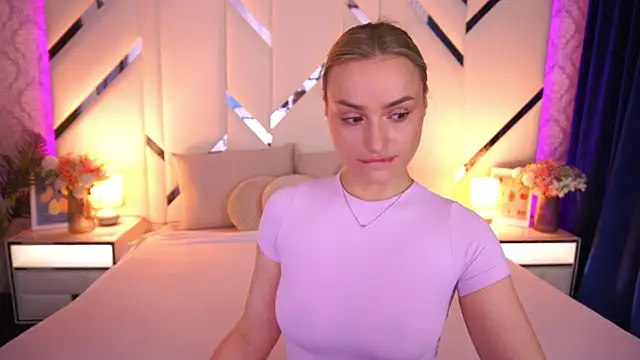 LindsieGreyy online show from 05/31/26, 06:21