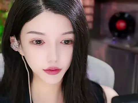 Snapshot of vv-77 chatting on 09/25/25, 03:16 vv-77 online show from 09/25/25, 03:16