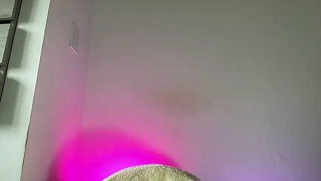 Snapshot of nofacecali chatting on 02/12/25, 03:49 nofacecali online show from 02/12/25, 03:49