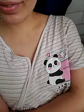 Emily homegirl online show from 02/11/25, 09:20