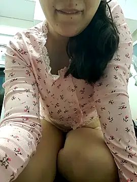 Emily homegirl online show from 02/13/25, 03:39