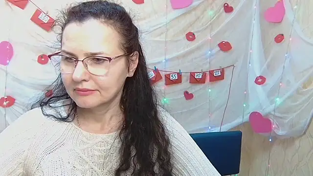 Miroslava Happi online show from 03/11/25, 09:34